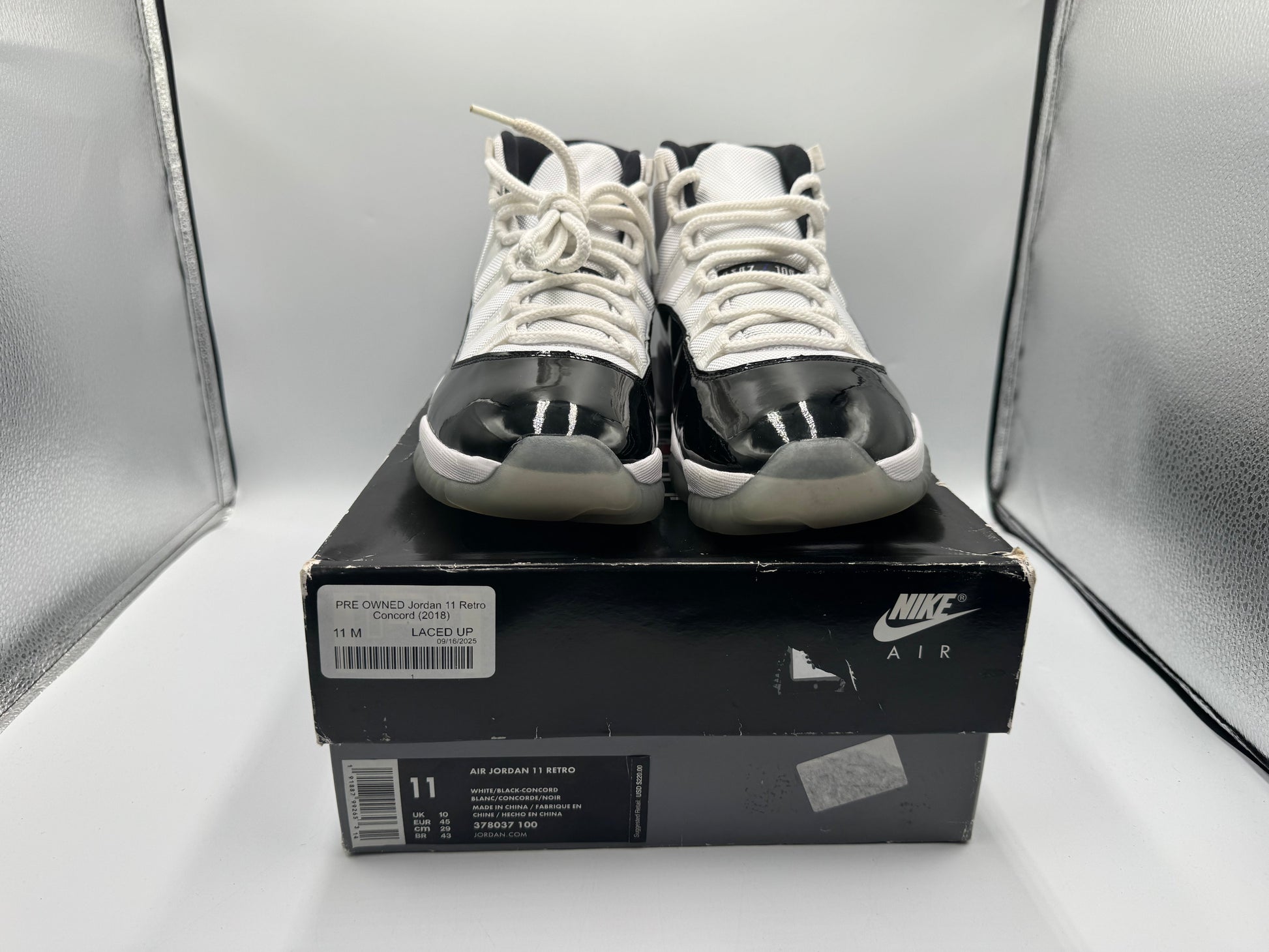 PRE OWNED Jordan 11 Retro Concord (2018)