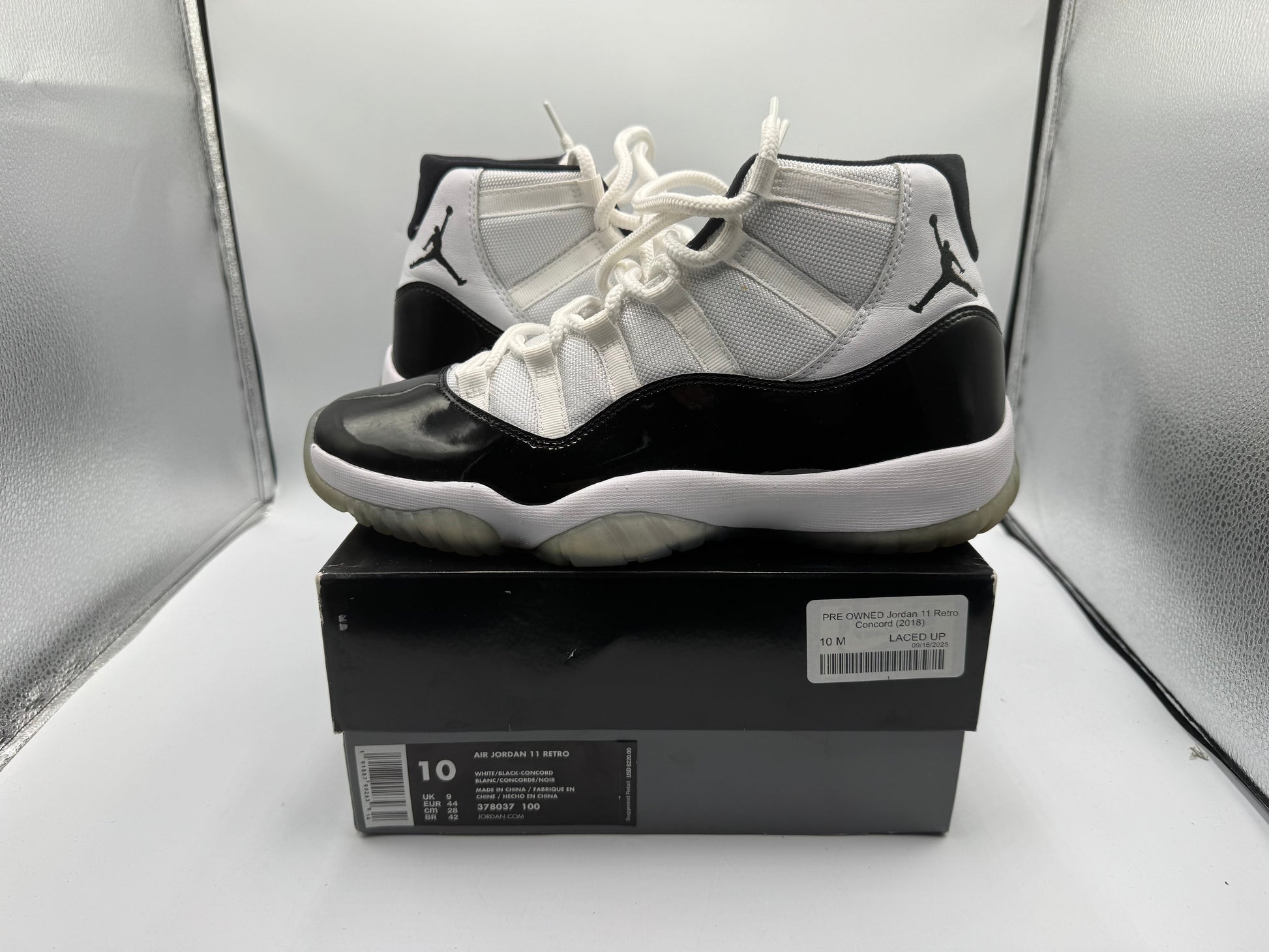 PRE OWNED Jordan 11 Retro Concord (2018)