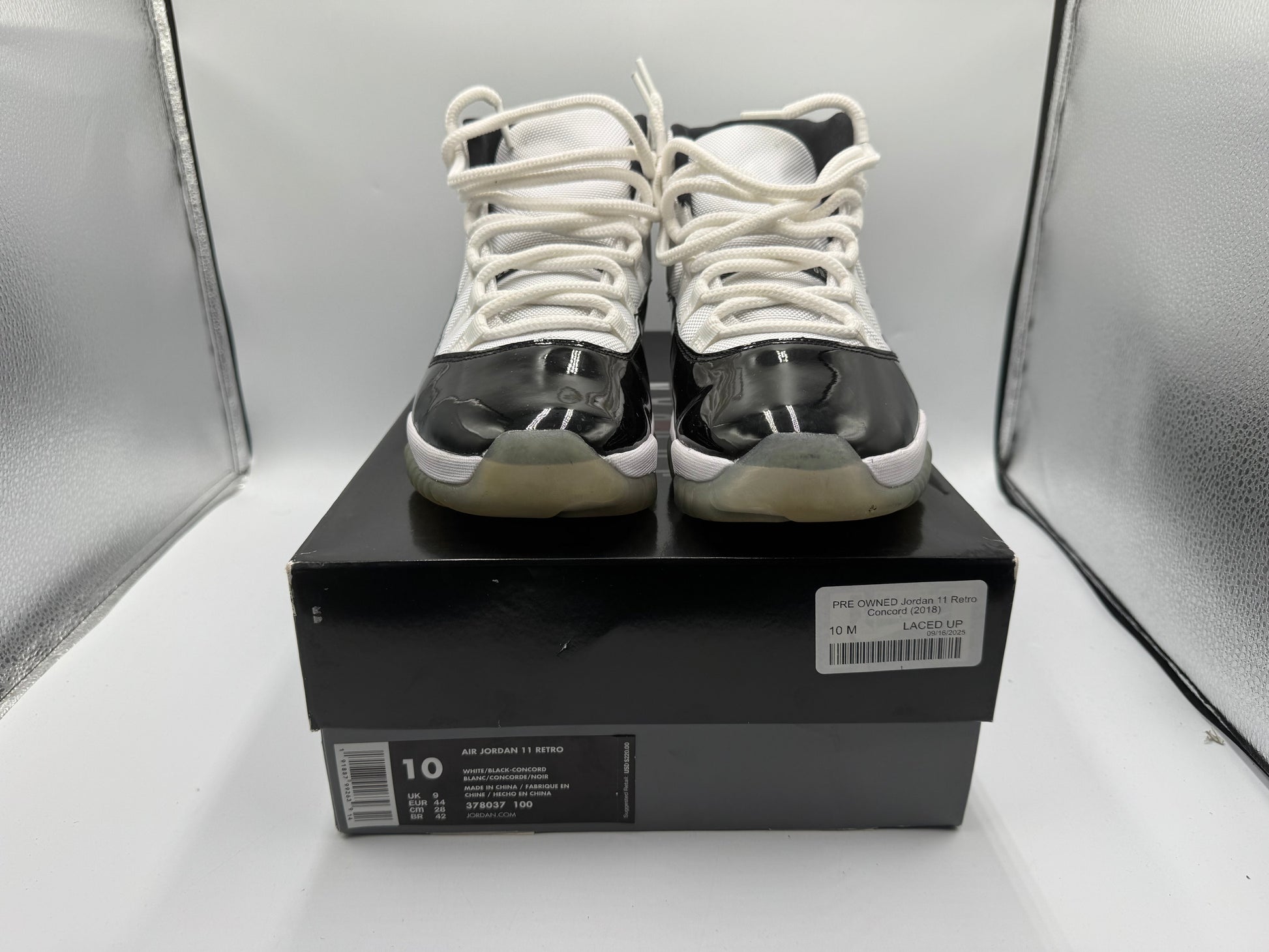 PRE OWNED Jordan 11 Retro Concord (2018)