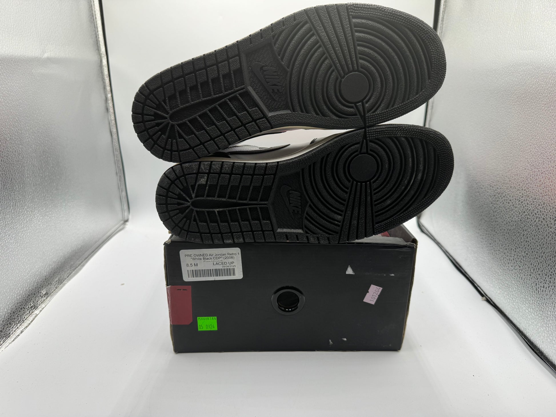 PRE OWNED Air Jordan Retro 1 "White Black CDP" (2008) Conditional