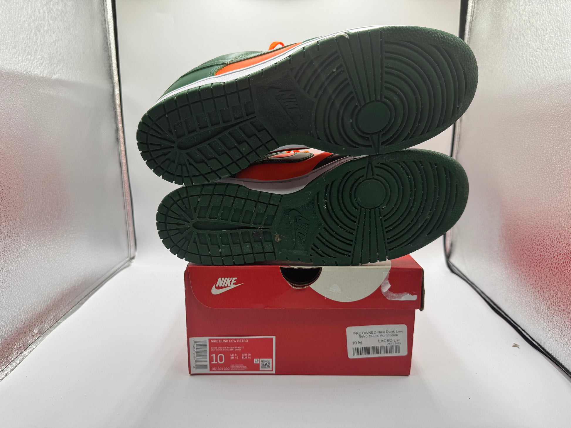 PRE OWNED Nike Dunk Low Retro Miami Hurricanes