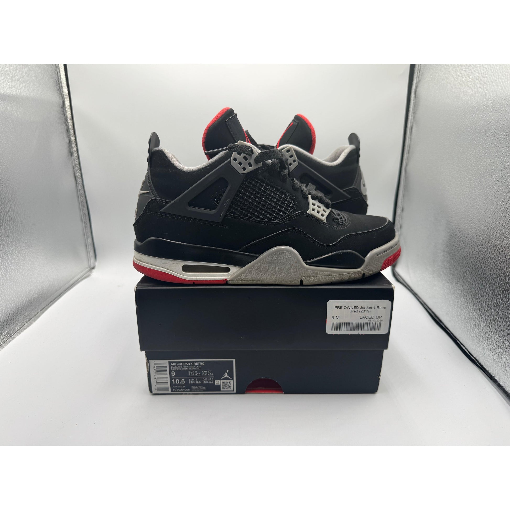 PRE OWNED Jordan 4 Retro Bred (2019)