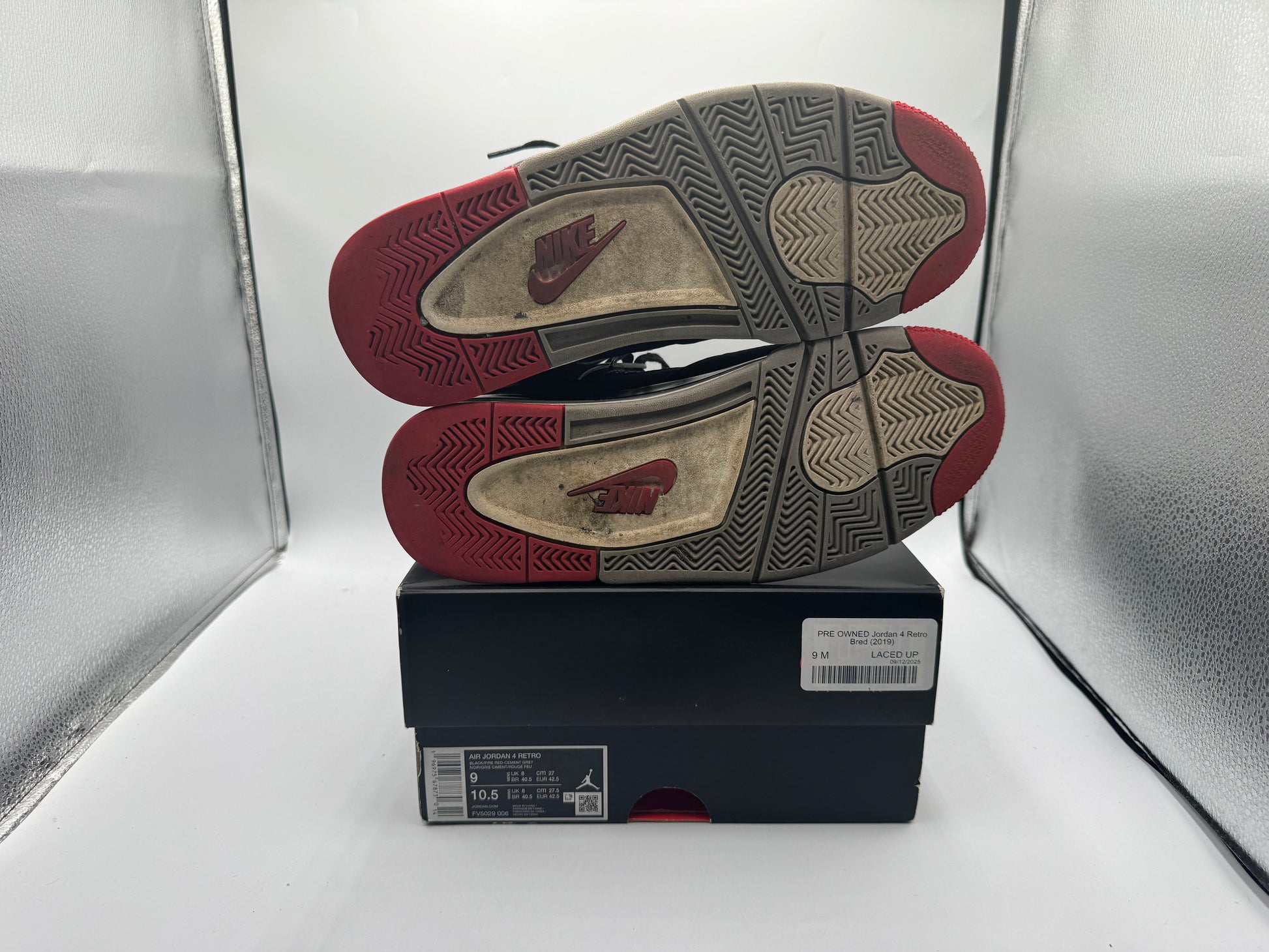 PRE OWNED Jordan 4 Retro Bred (2019)