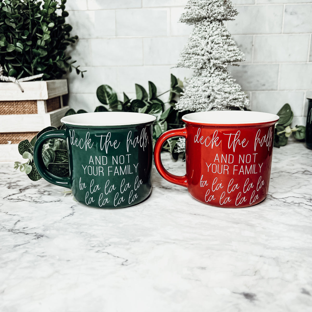 Deck The Halls Ceramic Campfire Mug 14.5oz Holiday Coffee Cup Red Or Green Limited Collection