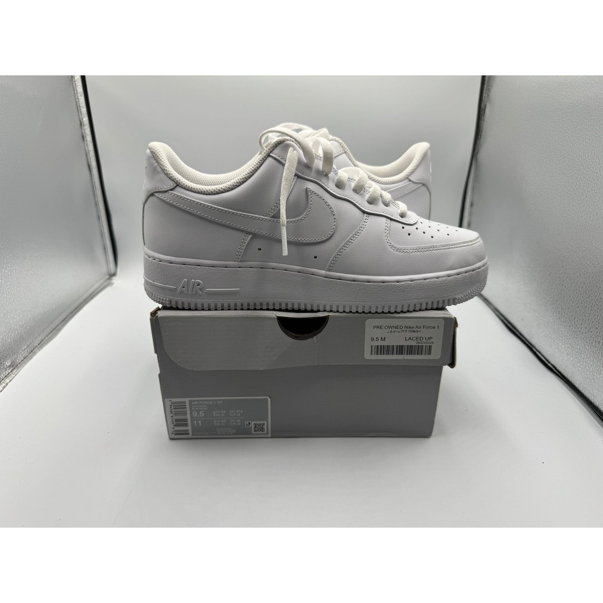 PRE OWNED Nike Air Force 1 Low '07 White