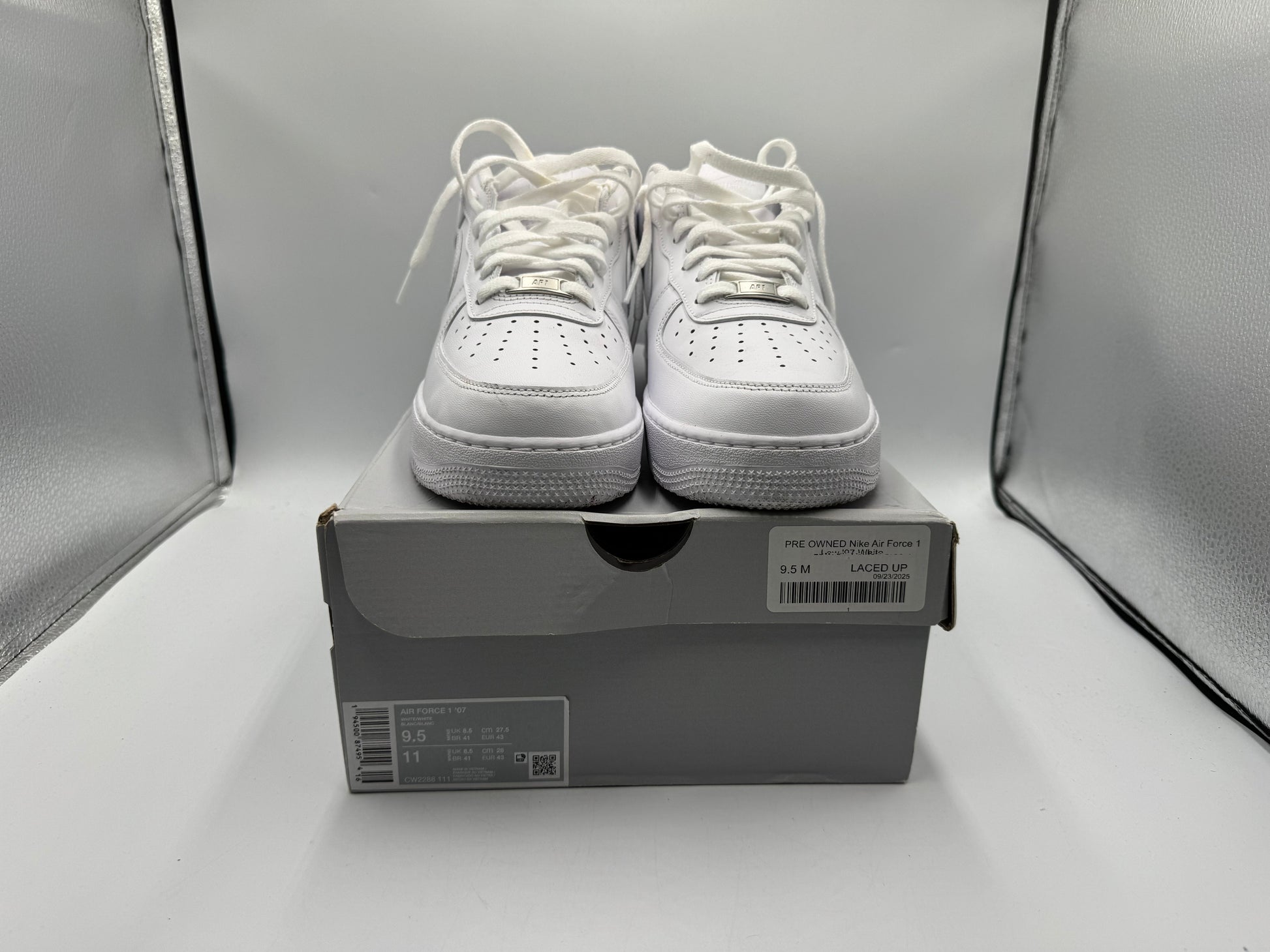 PRE OWNED Nike Air Force 1 Low '07 White
