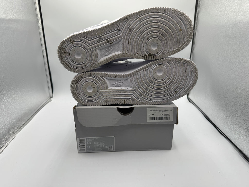 PRE OWNED Nike Air Force 1 Low '07 White