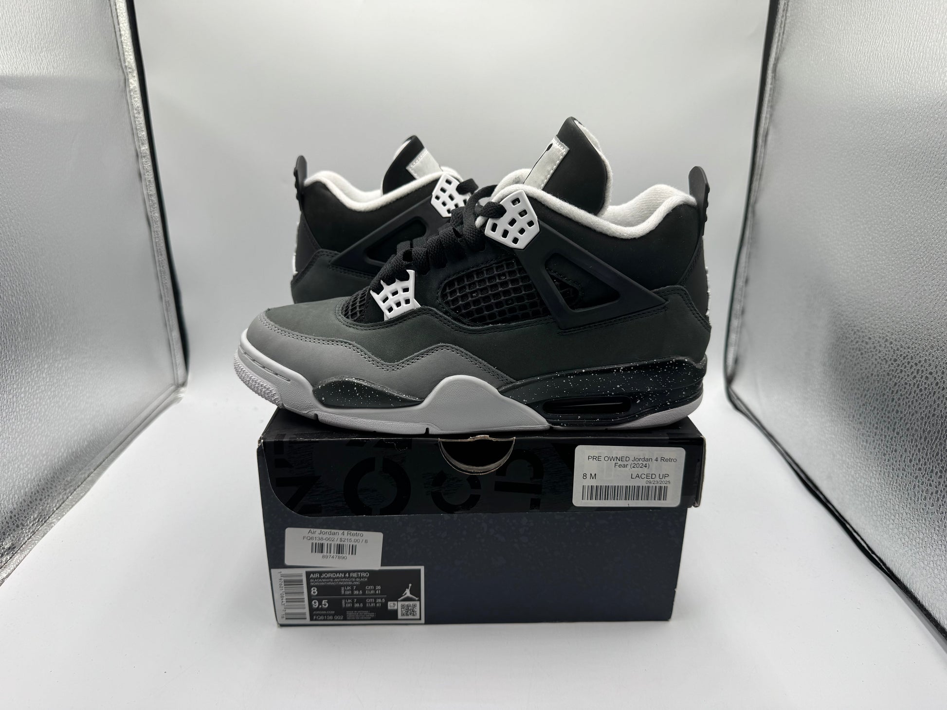 PRE OWNED Jordan 4 Retro Fear (2024)