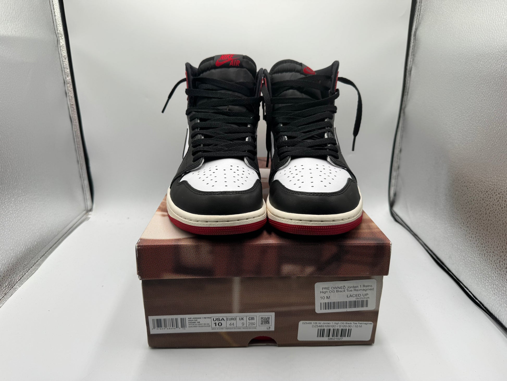 PRE OWNED Jordan 1 Retro High OG Black Toe Reimagined