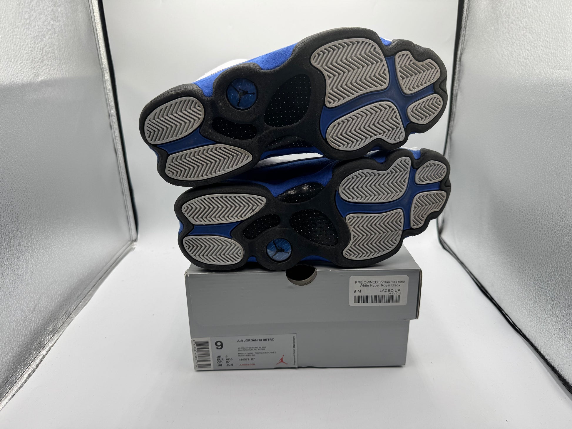 PRE OWNED Jordan 13 Retro White Hyper Royal Black