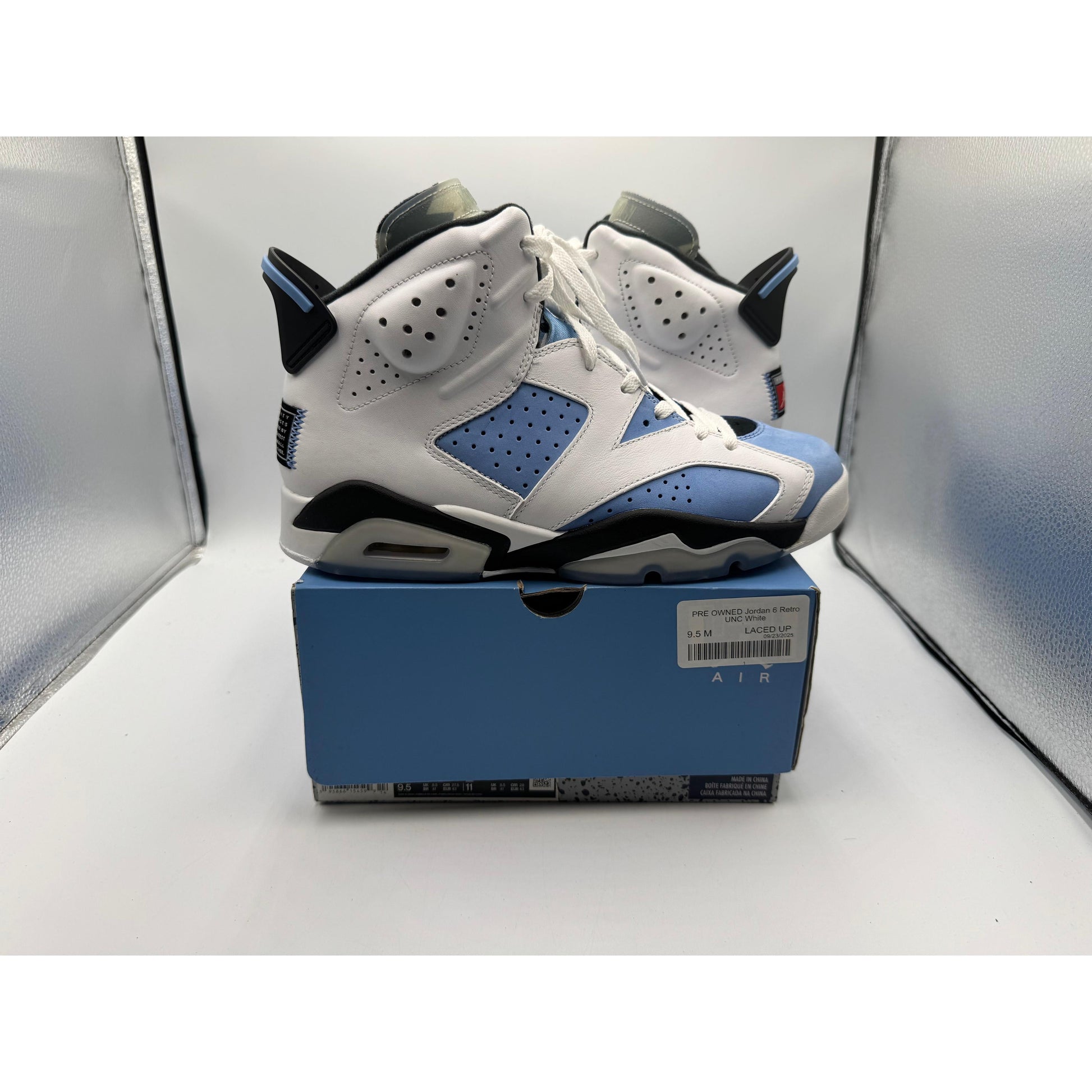 PRE OWNED Jordan 6 Retro UNC White