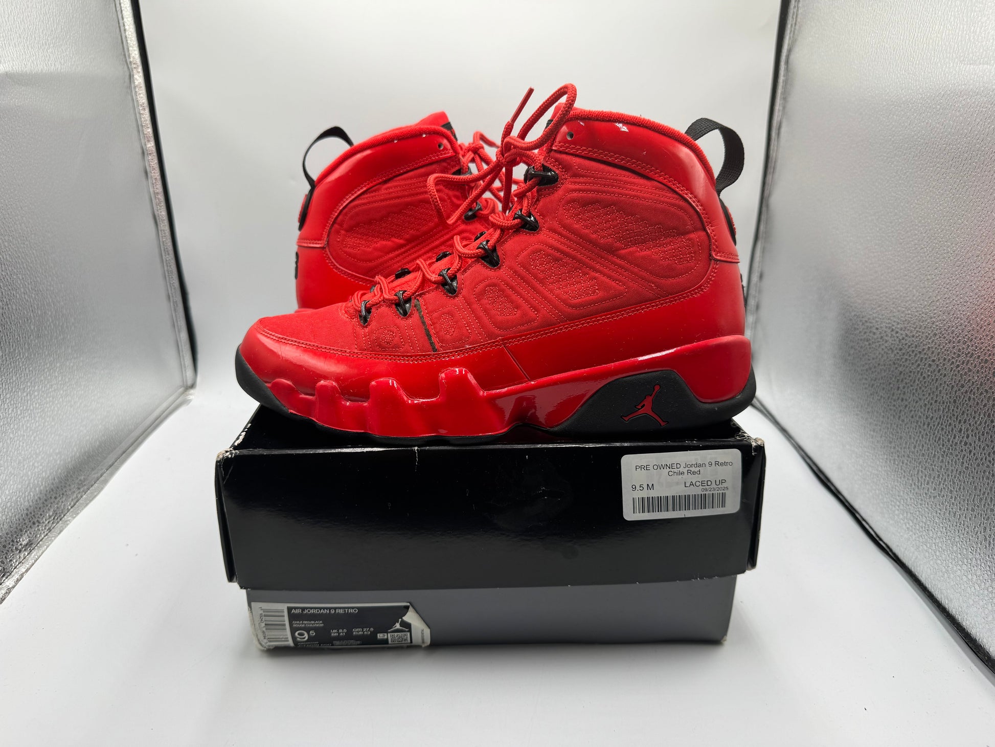 PRE OWNED Jordan 9 Retro Chile Red