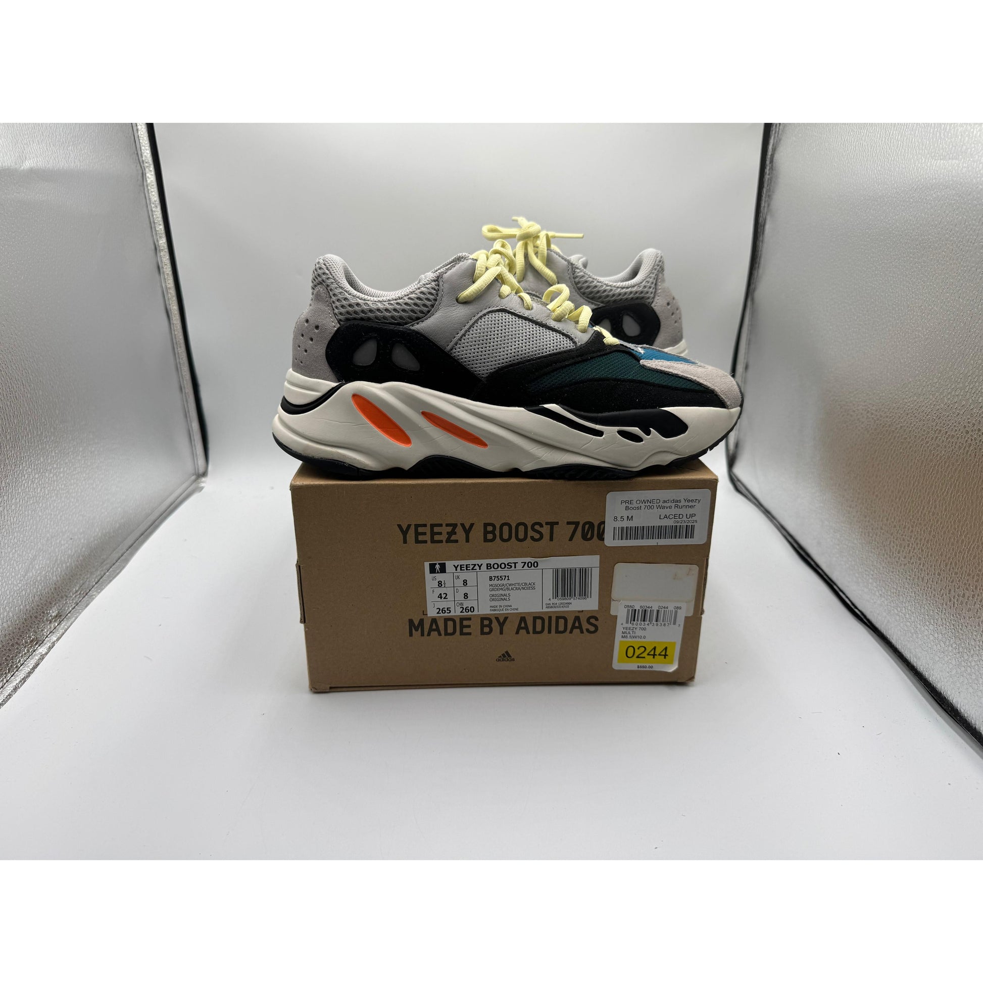 PRE OWNED adidas Yeezy Boost 700 Wave Runner
