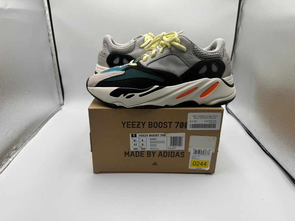 PRE OWNED adidas Yeezy Boost 700 Wave Runner