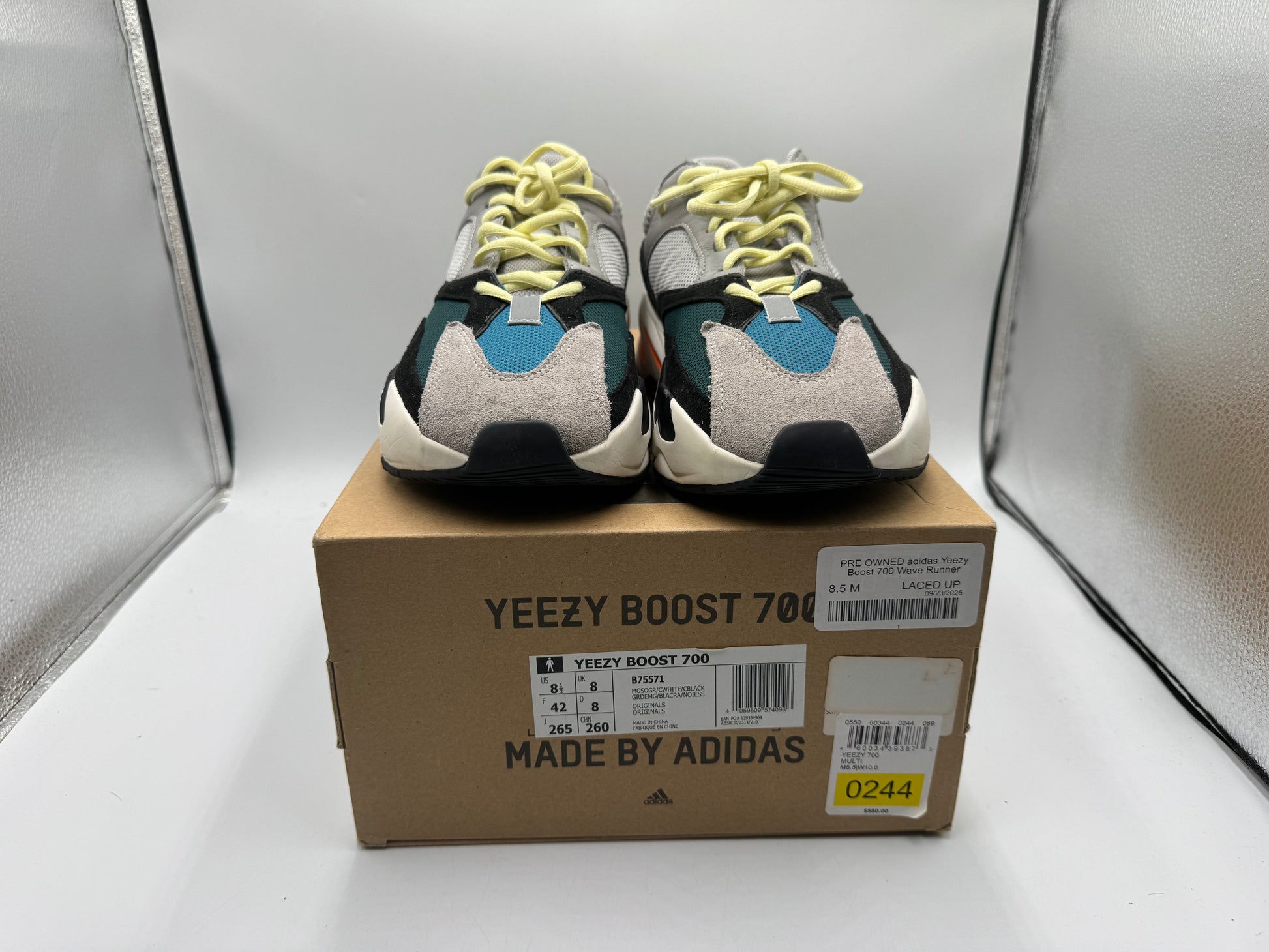 PRE OWNED adidas Yeezy Boost 700 Wave Runner