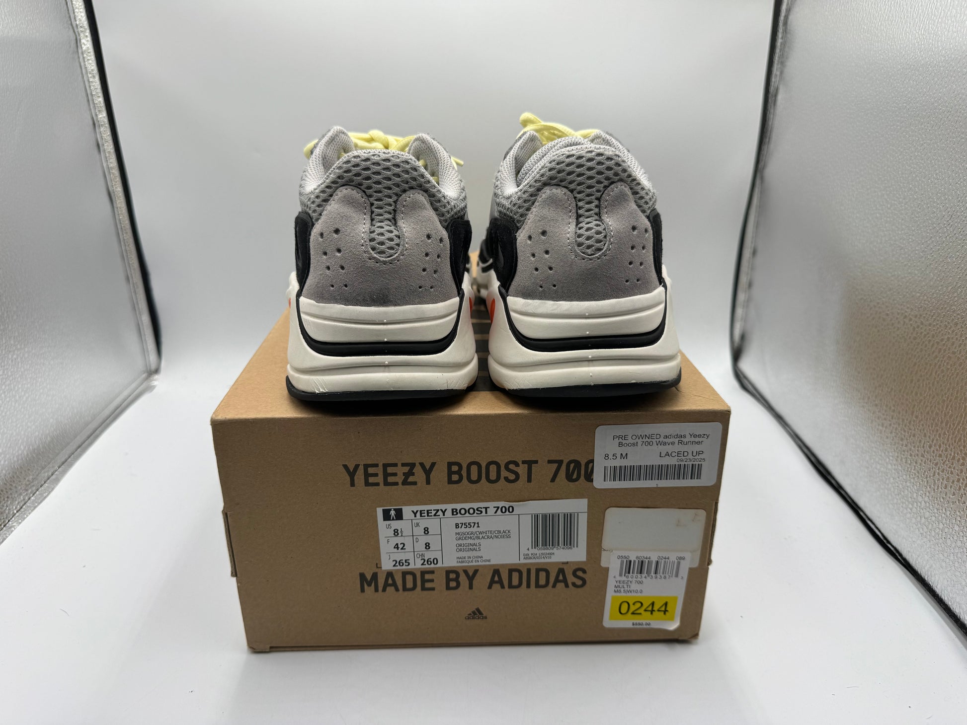 PRE OWNED adidas Yeezy Boost 700 Wave Runner
