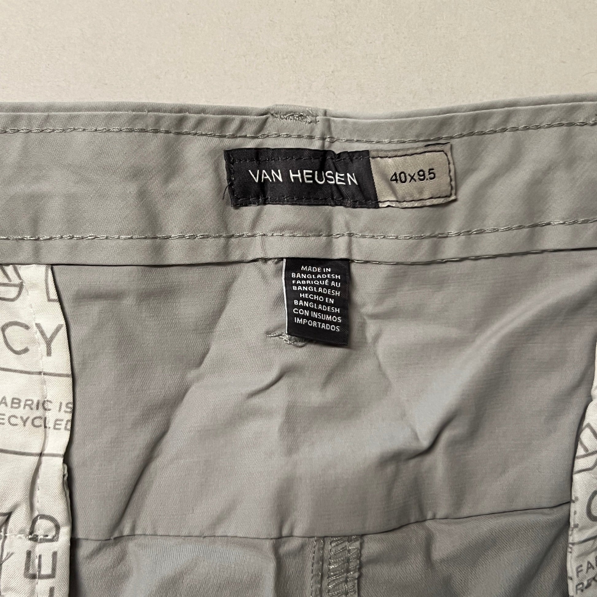 Van Heusen Men's Essential Twill Straight Fit Casual Shorts