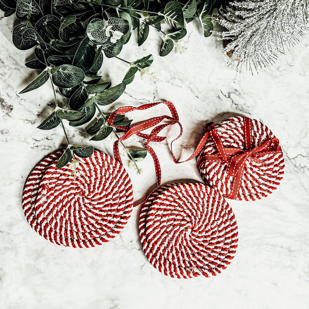 Blue Braided Holiday Coaster Set 4 Pack Candy Cane Stripe Table Protectors Absorbent Drink Mats
