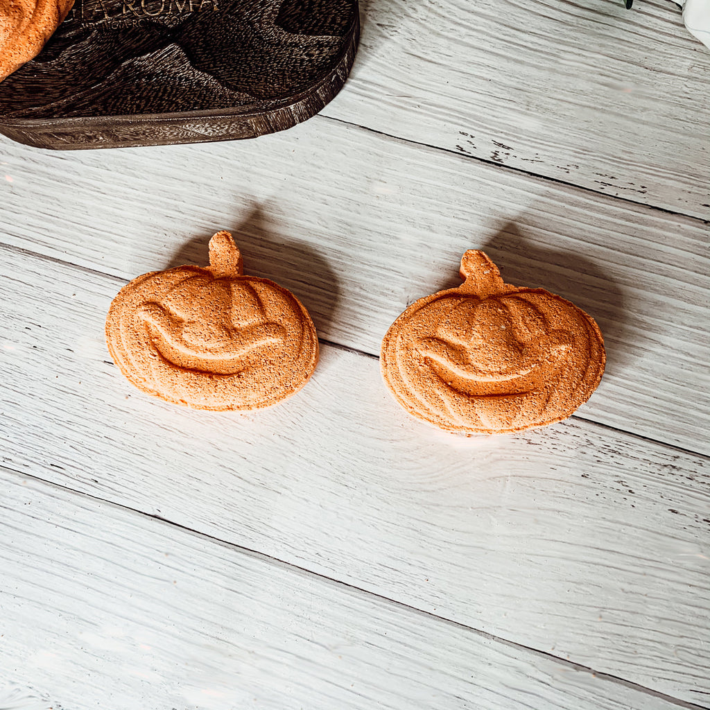 Pumpkin Spice Bath Bomb 3.5oz Fall Scented Bath Fizzy Gift For Women