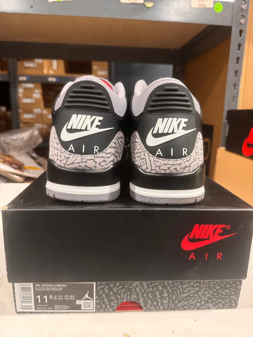 PRE OWNED Jordan 3 "Cement" 2024