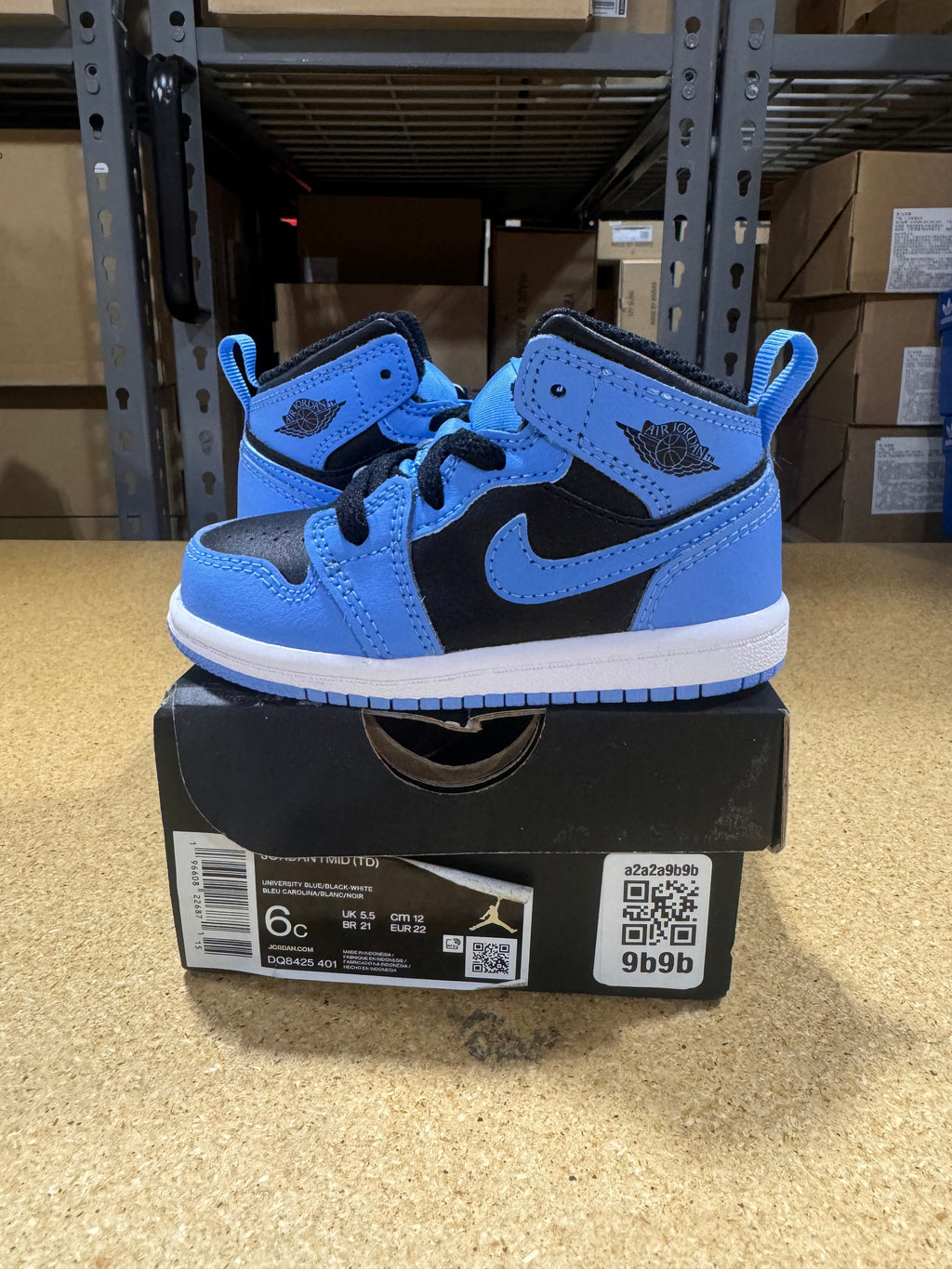 PRE OWNED Jordan 1 Mid University Blue Black (TD) *Conditional*