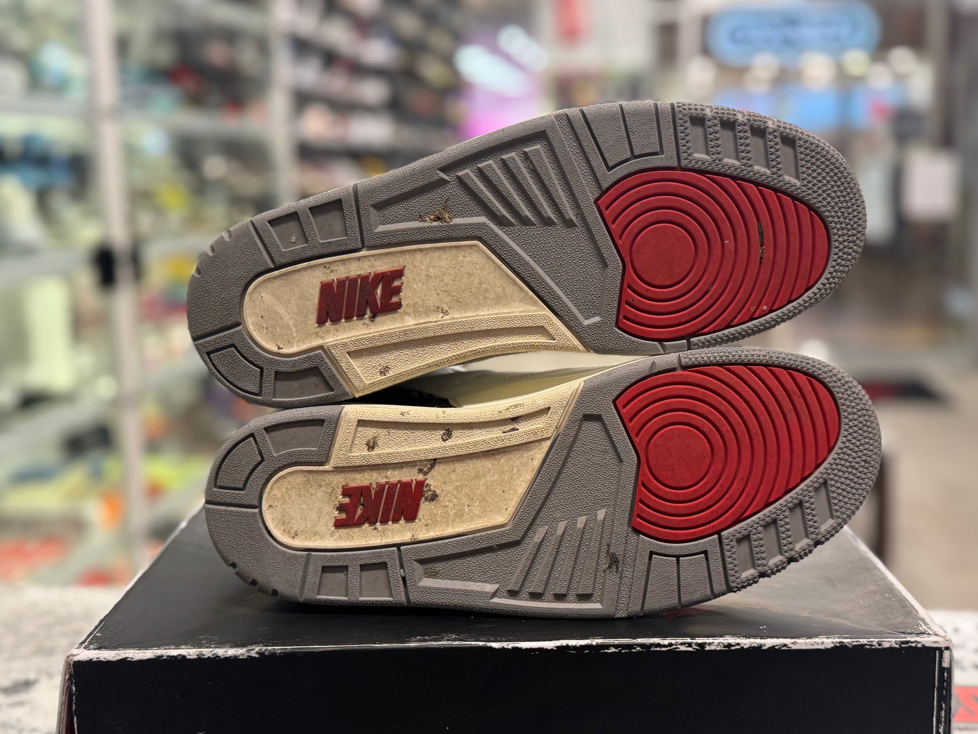 PRE OWNED Air Jordan Retro 3 "White Cement Reimagined"