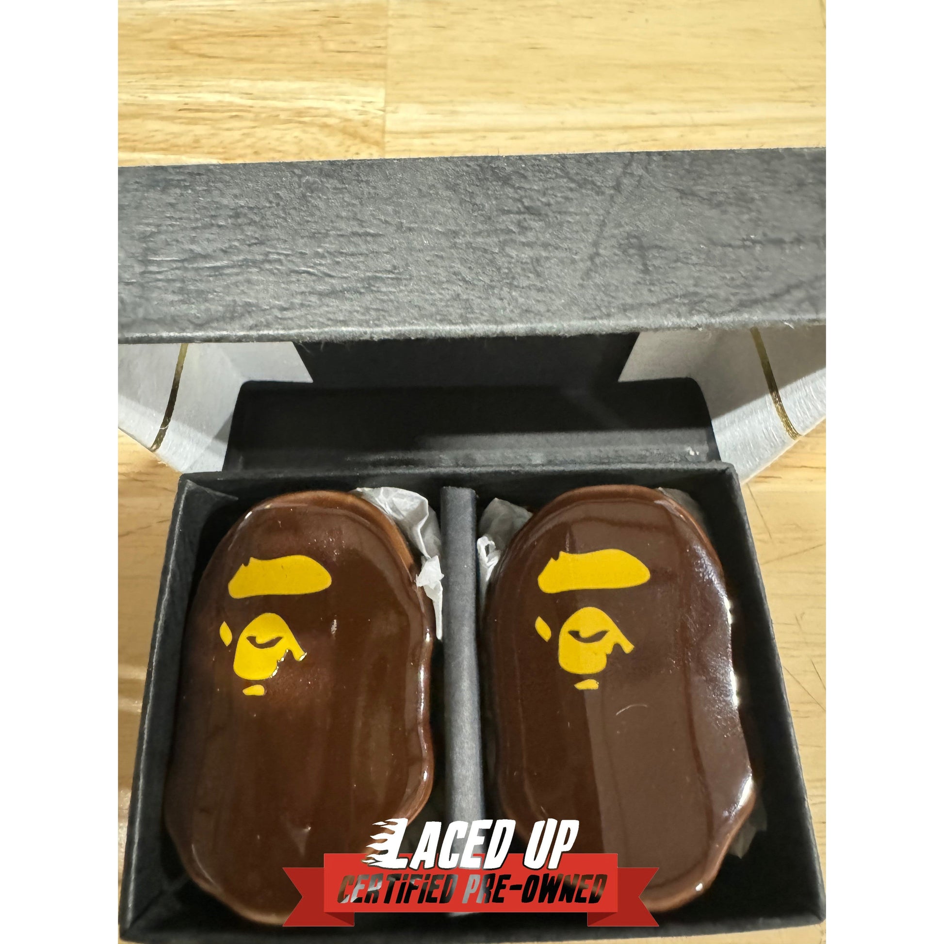 PRE OWNED A BATHING APE Goods CHOPSTICK REST SET Ape Head