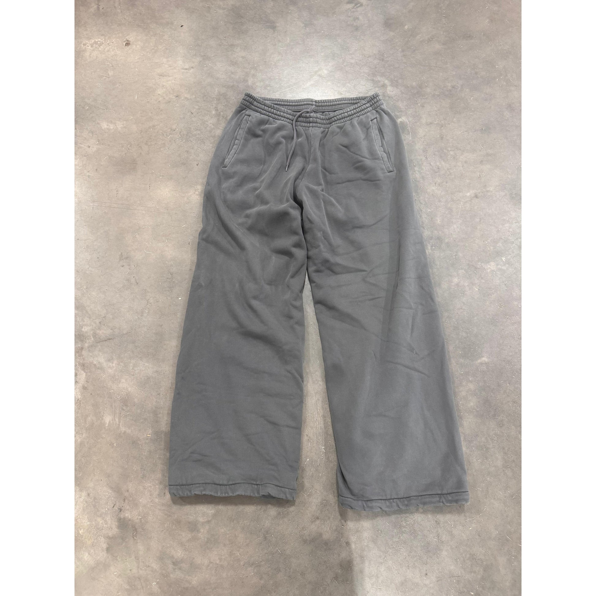 PRE OWNED Gap Sweatpants (Grey)