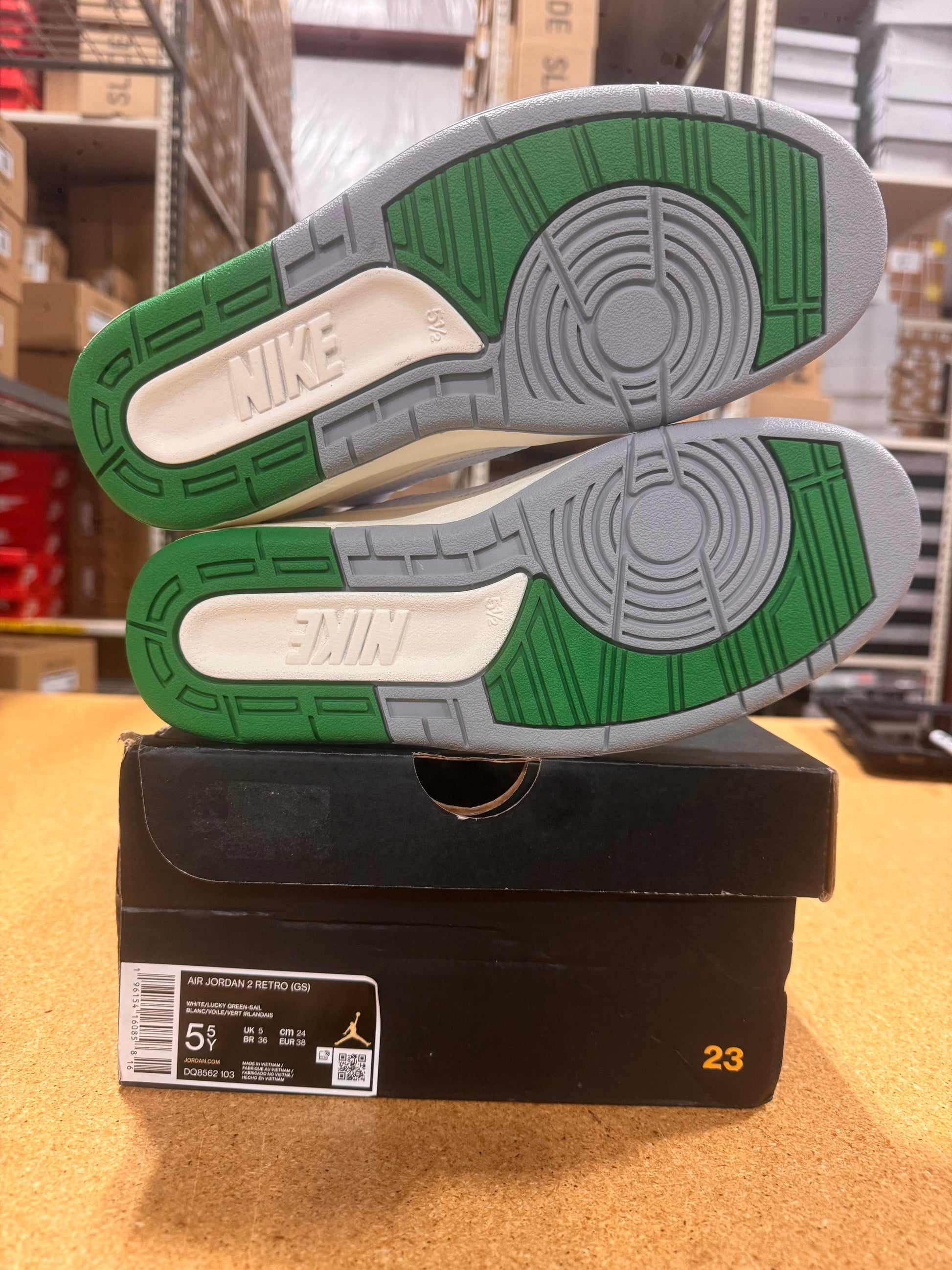 PRE OWNED Air Jordan Retro 2 Lucky Green (GS) *Conditional*