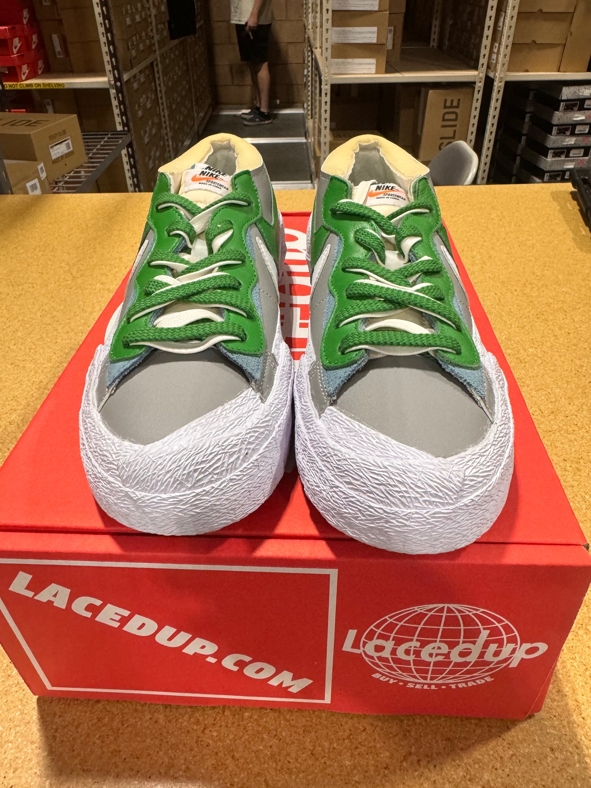 PRE OWNED Nike Blazer Low sacai Medium Grey Classic Green *Conditional*