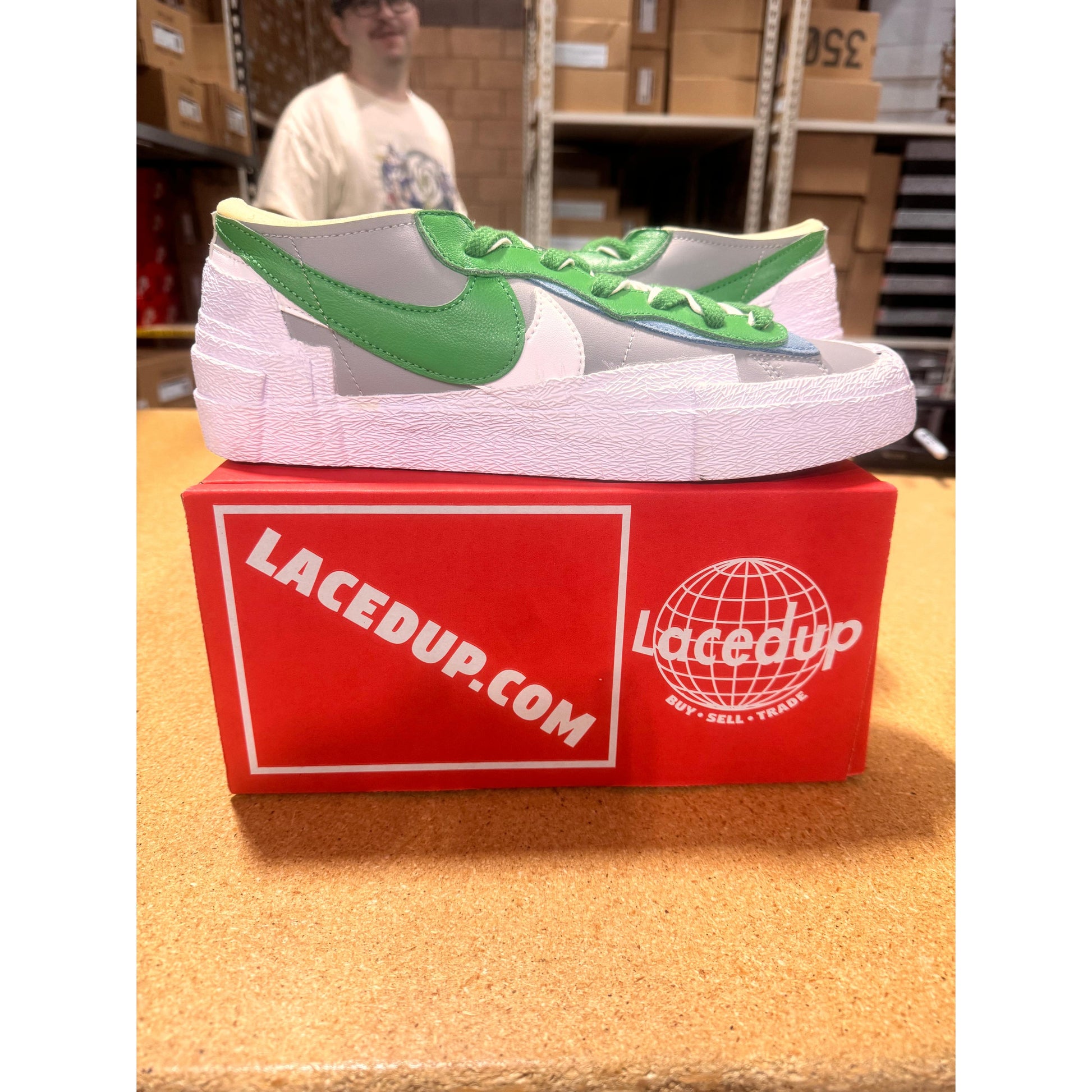 PRE OWNED Nike Blazer Low sacai Medium Grey Classic Green *Conditional*