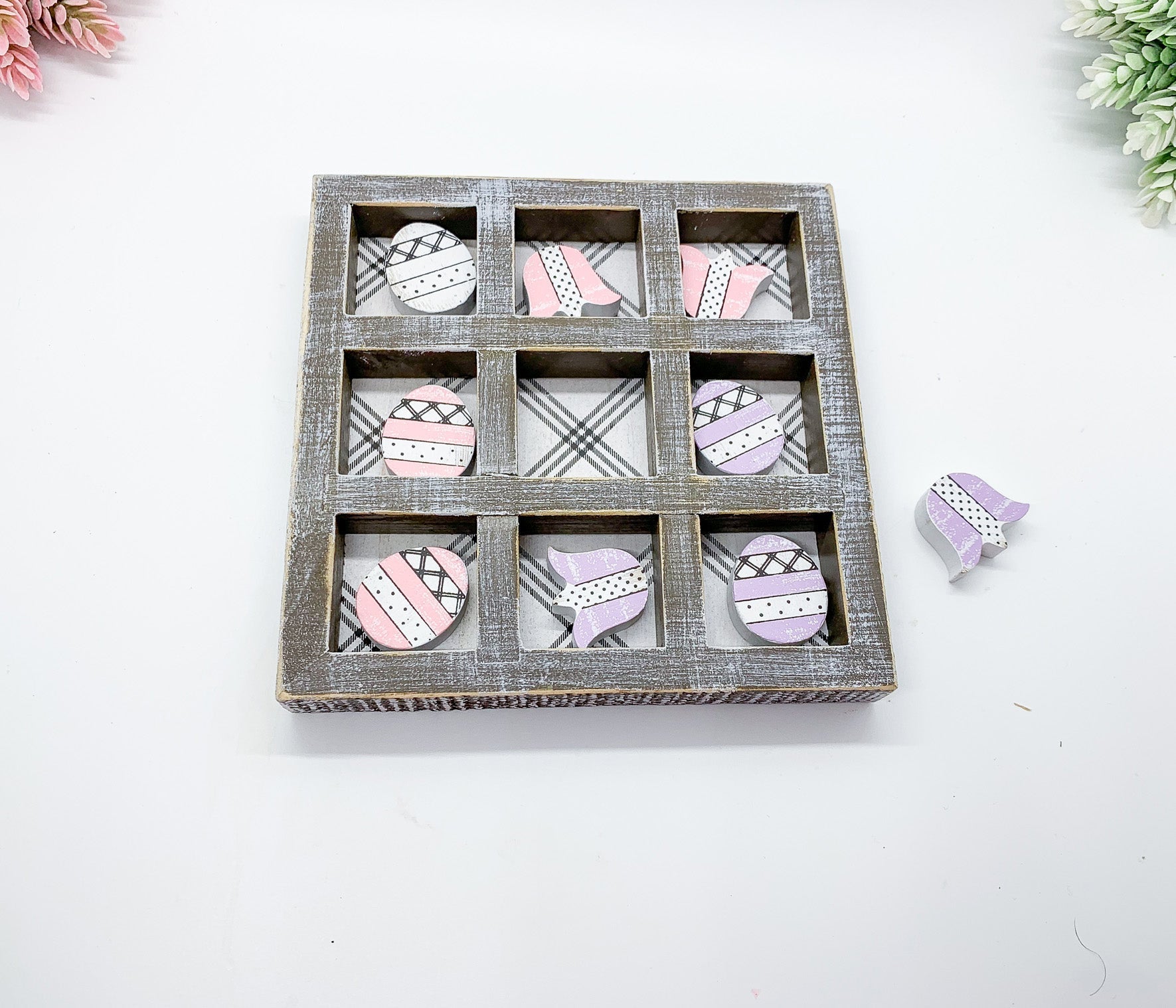 Easter Spring Tic Tac Toe Wooden Game Decor Set Tulip & Egg Pieces - 2 Sizes