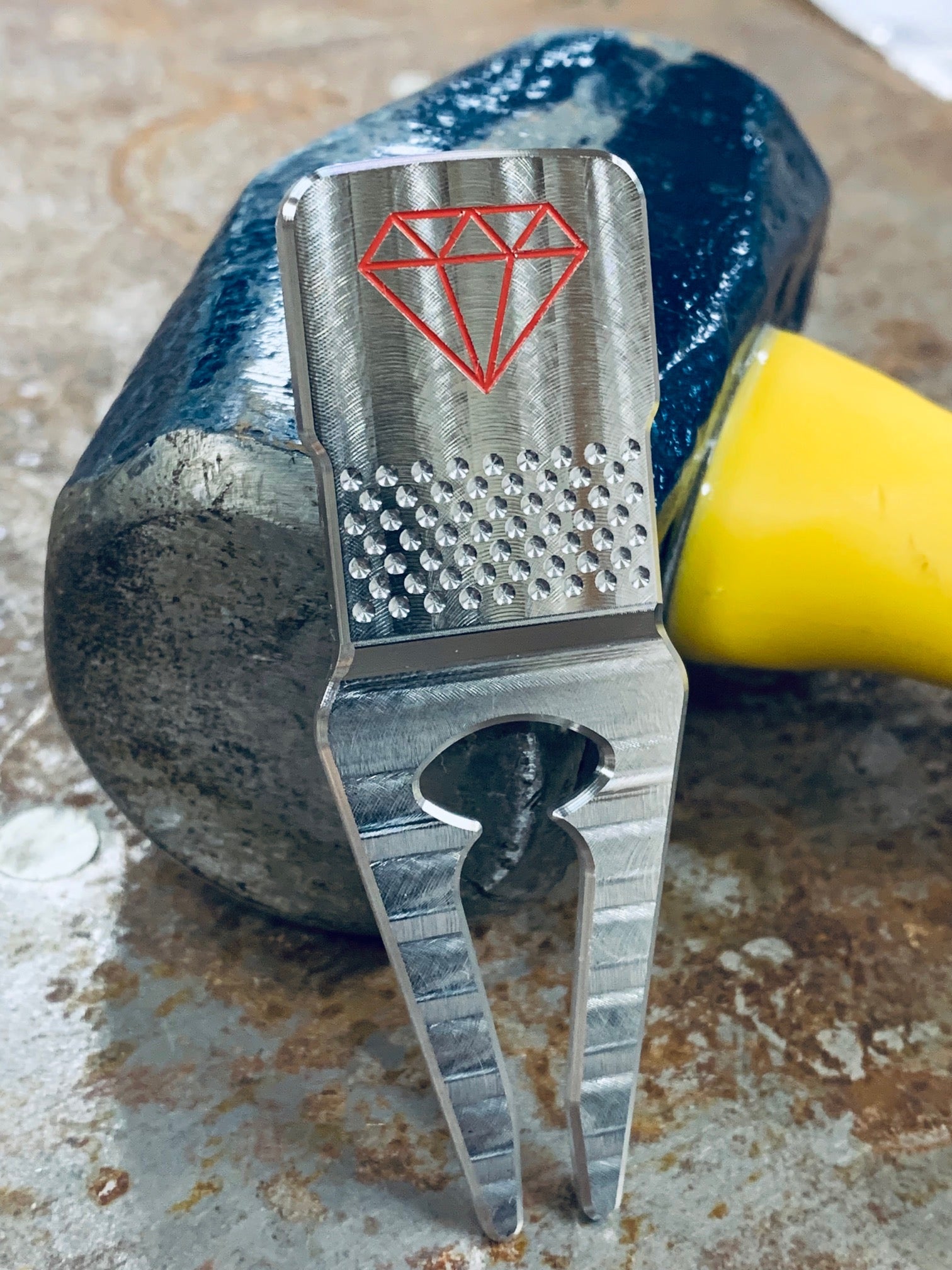 Diamond Concept Divot Tool