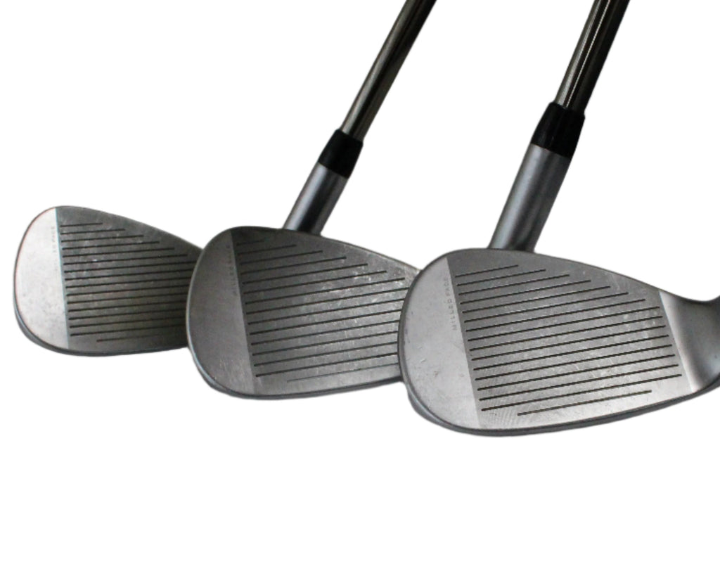 Pre-Owned Cobra Rad Speed: Women's Iron Set (7-PW, GW, SW) W/ Recoil Esx 450 F1 (Womens) Graphite Shaft (Average)