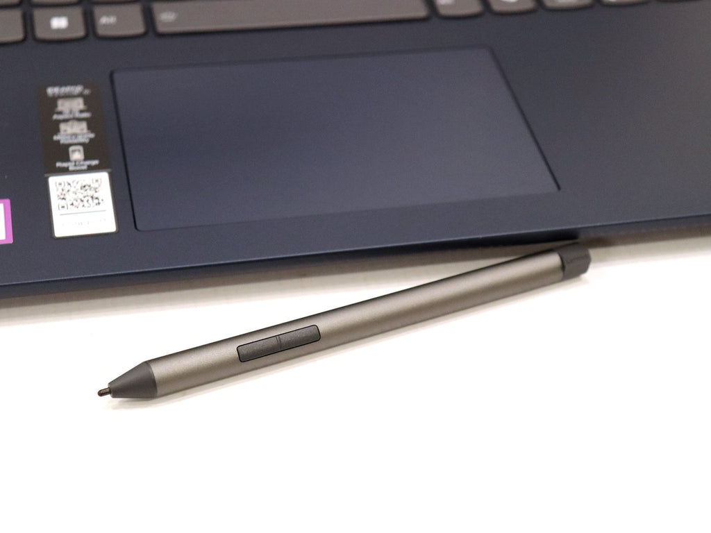 Lenovo 16-inch IdeaPad 5 2-in-1 16IRU9 Touchscreen Laptop i7-1255U 16GB RAM / 1TB SSD