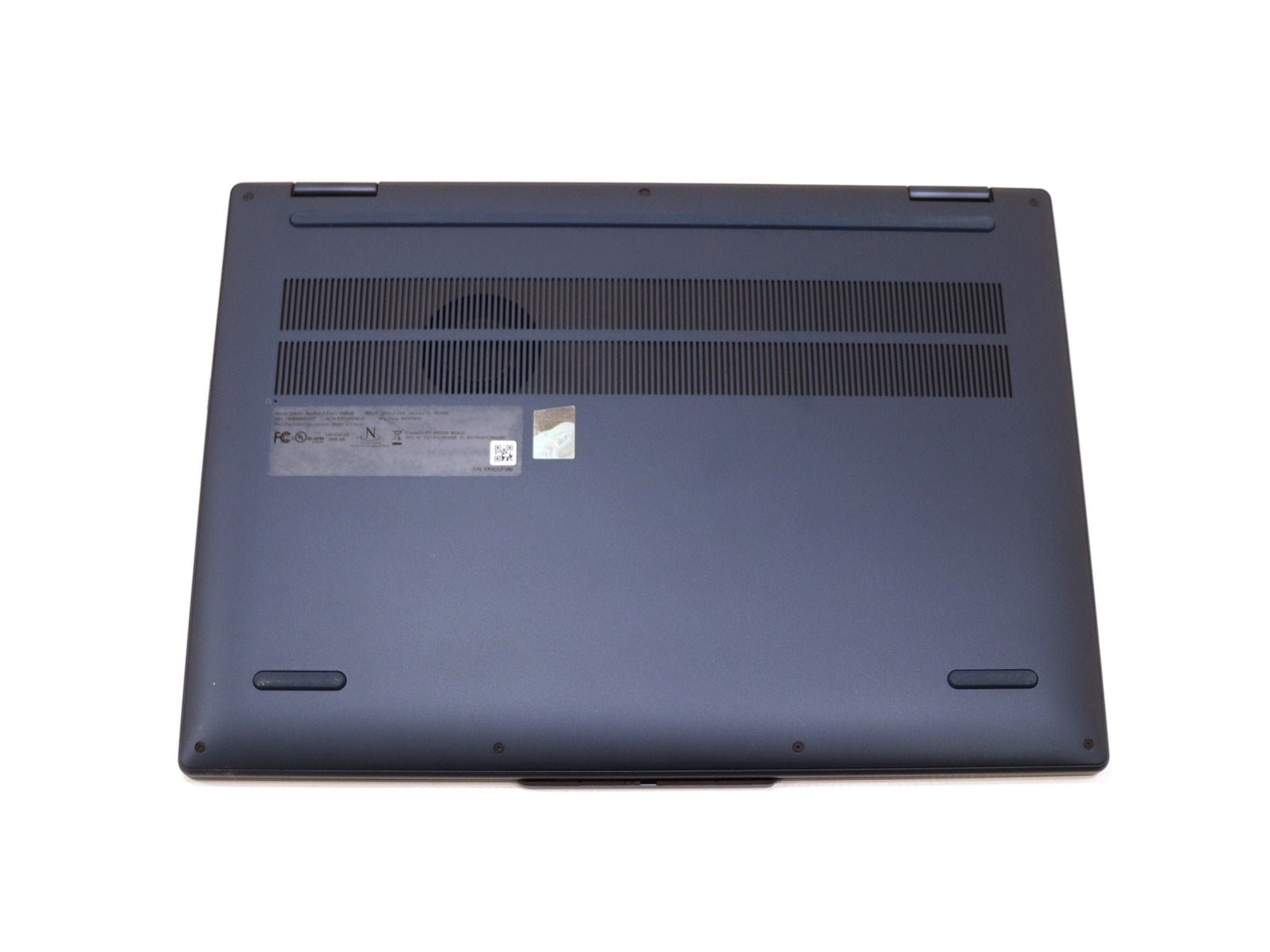 Lenovo 16-inch IdeaPad 5 2-in-1 16IRU9 Touchscreen Laptop i7-1255U 16GB RAM / 1TB SSD