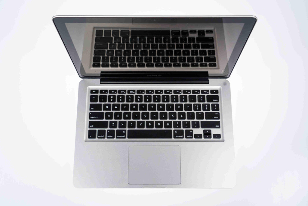 Apple MacBook Pro (15-inch Early 2013) 2.8 GHz I7-3840QM 8GB RAM 2TB SSD (Silver)