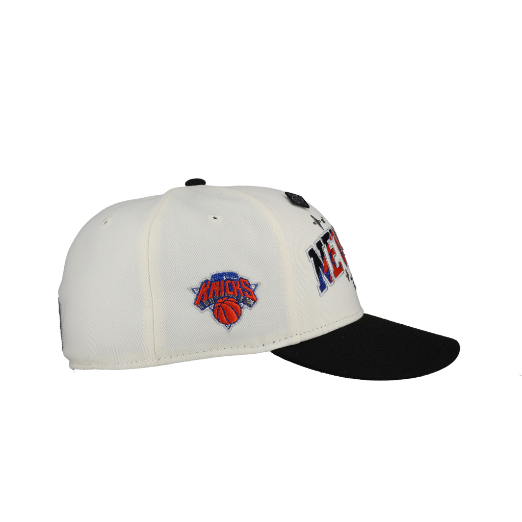 New York Knicks Celestial Chrome Metallic 59Fifty Fitted Hat