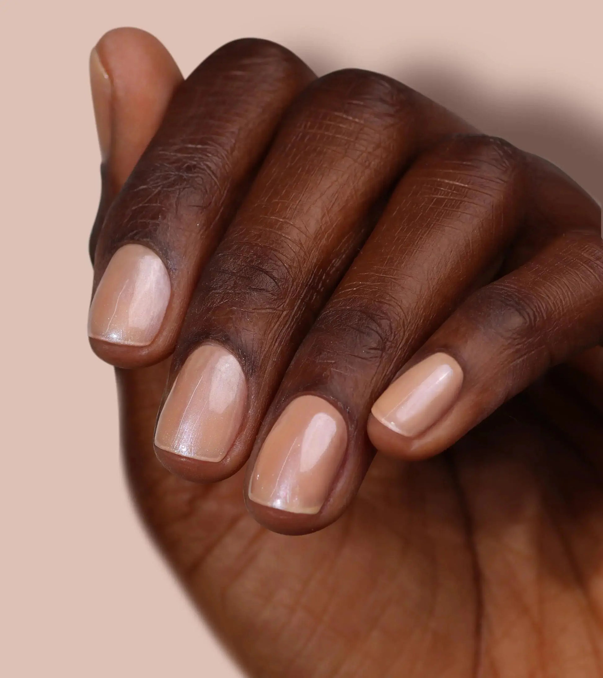 LONDONTOWN kur Nail Conceal & Go Duo Set: Nail Illuminating Concealer & Gel Genius Top Coat