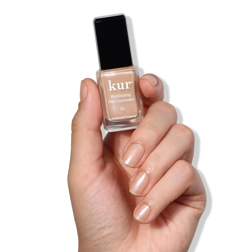 LONDONTOWN kur Nail Conceal & Go Duo Set: Nail Illuminating Concealer & Gel Genius Top Coat