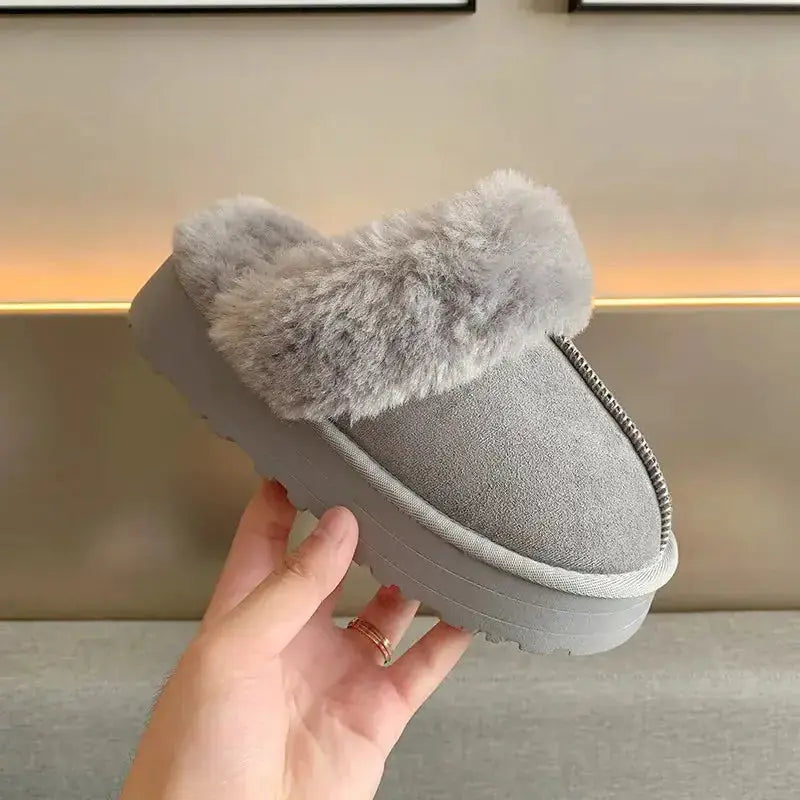 Luxurious Fur Slippers – Ultimate Comfort & Style
