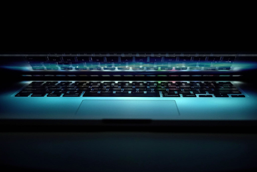 MacBook Pro (2015) 15-inch – Intel Core i7 2.8GHz – AMD Radeon R9 M370X