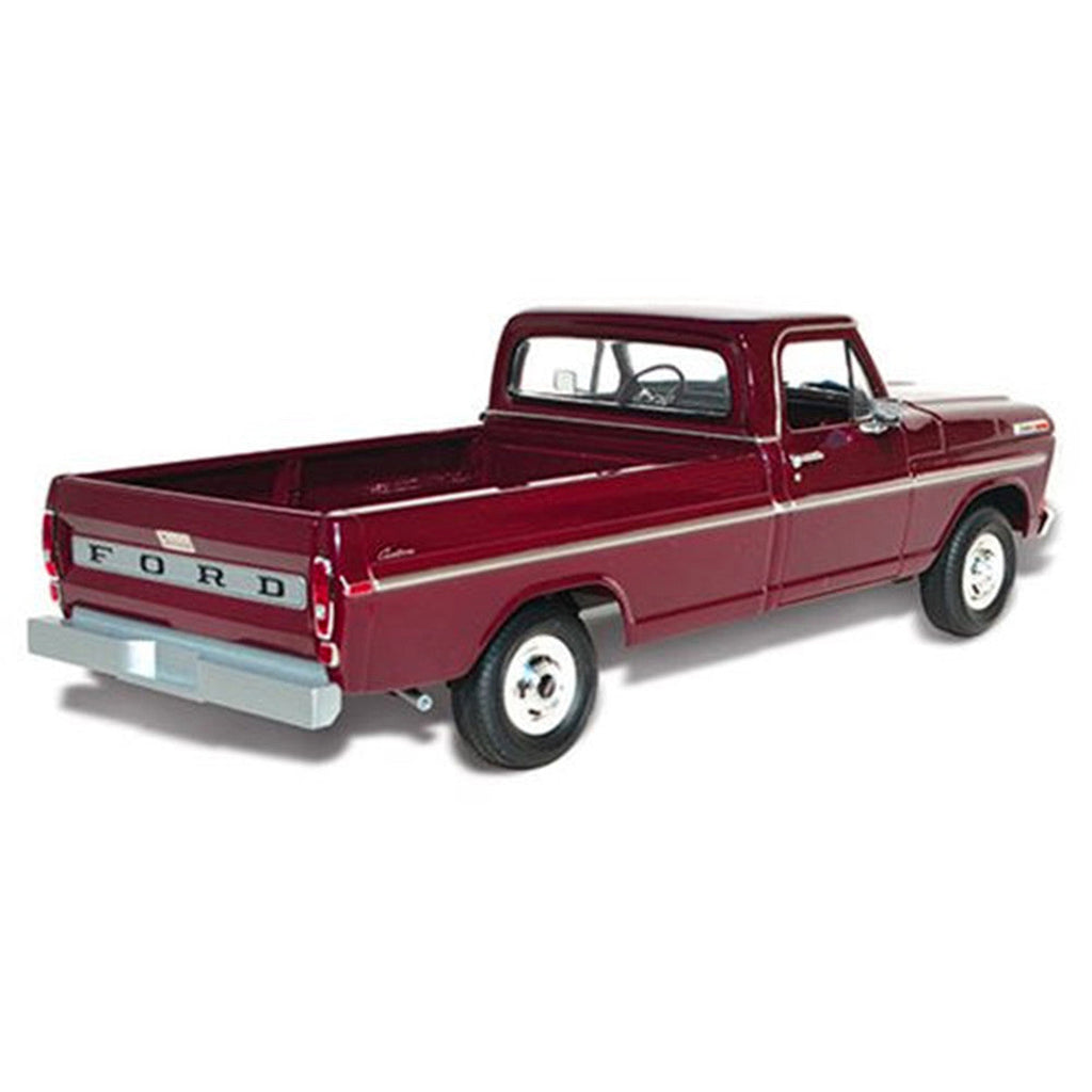Skill 3 Model Kit 1970 Ford F-100 Custom Cab 4x4 Pickup Truck 1/25 Scale Model by Moebius