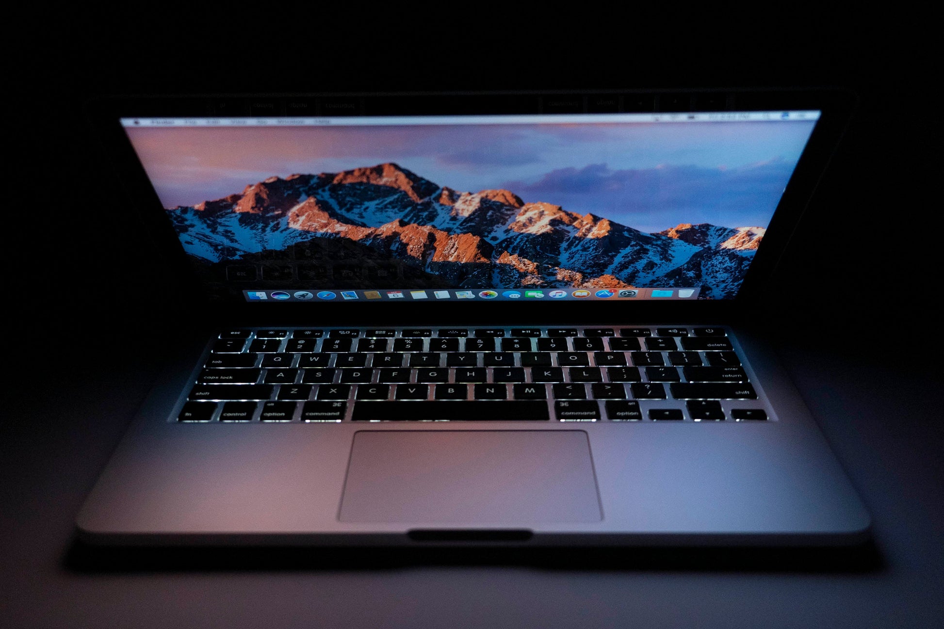 MacBook Pro (2015) 13-inch – Intel Core i7 3.1GHz – Iris Graphics 6100