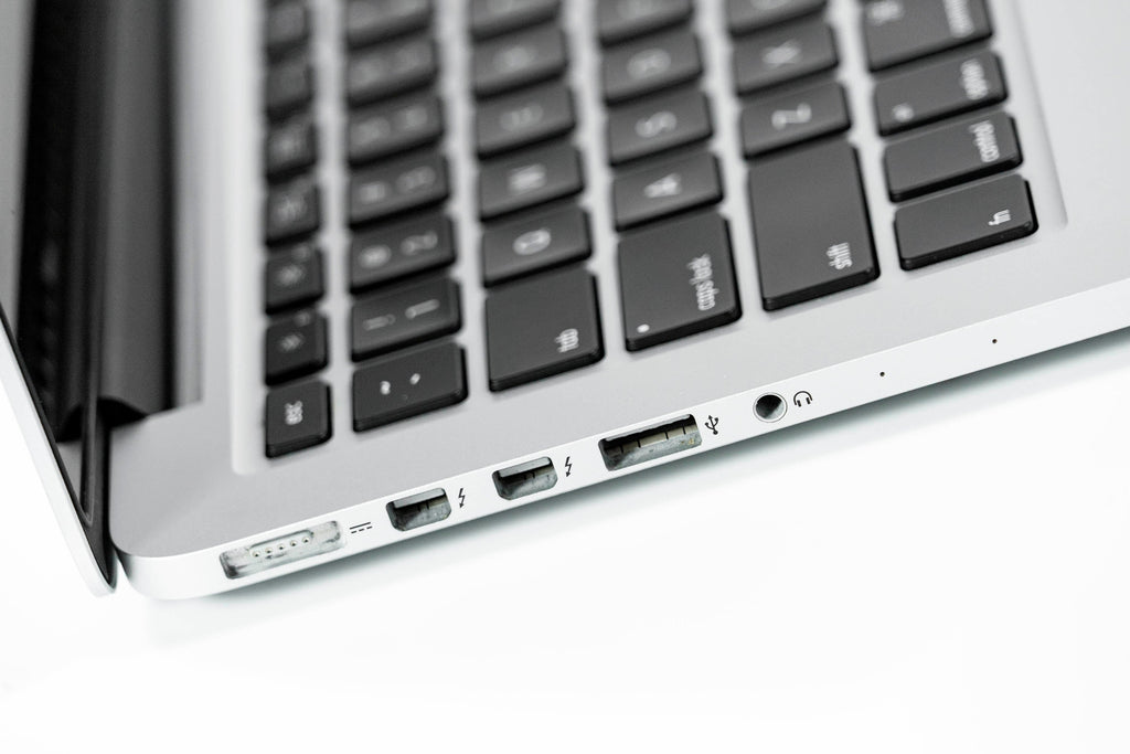 MacBook Pro (2015) 13-inch – Intel Core i5 2.7GHz – Iris Graphics 6100