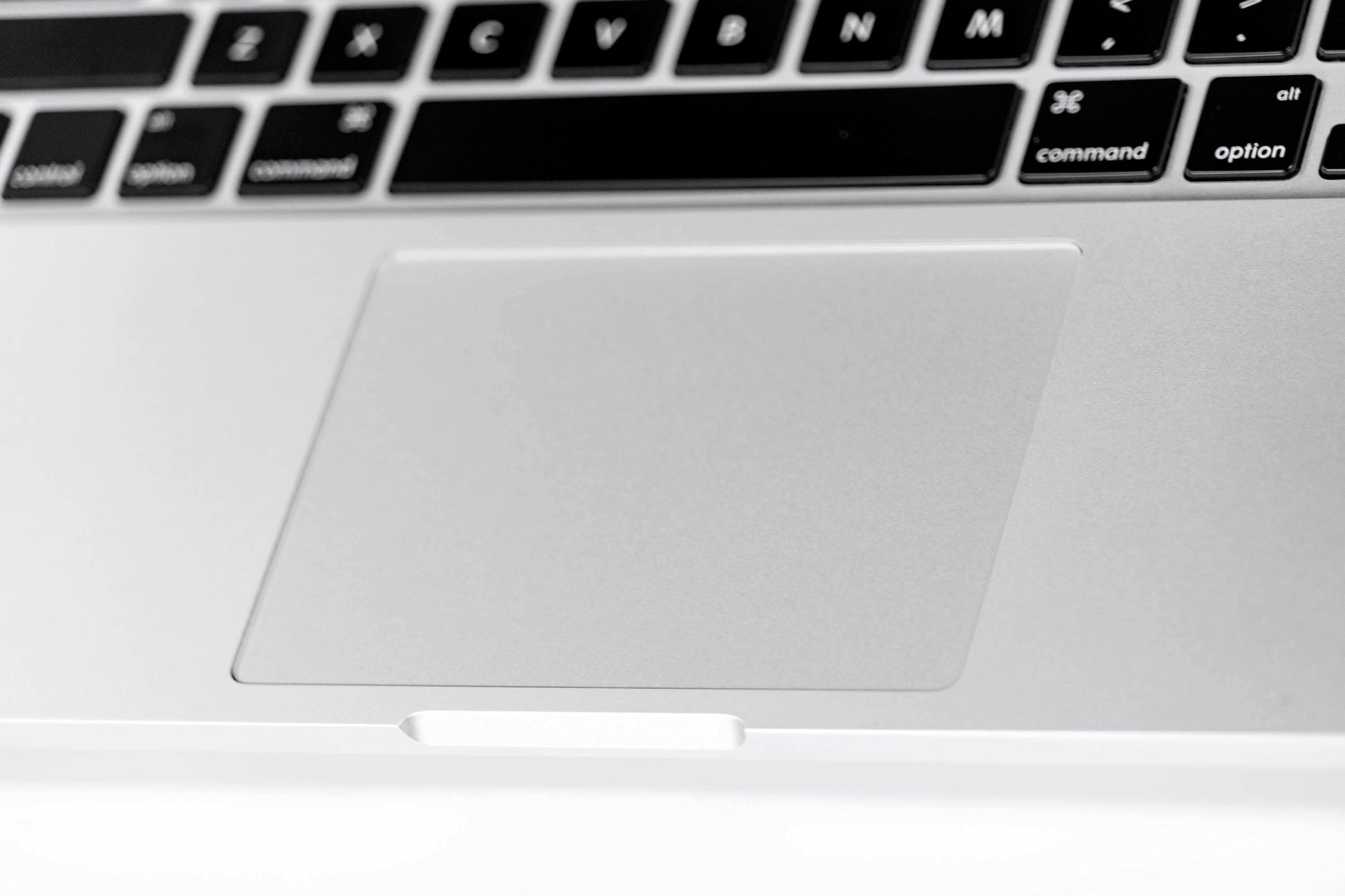MacBook Pro (2015) 13-inch – Intel Core i7 3.1GHz – Iris Graphics 6100
