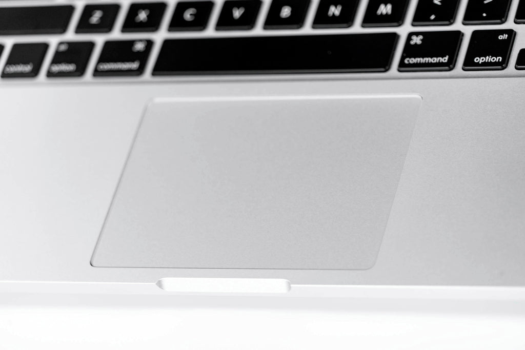 MacBook Pro (2015) 13-inch – Intel Core i5 2.9GHz – Iris Graphics 6100