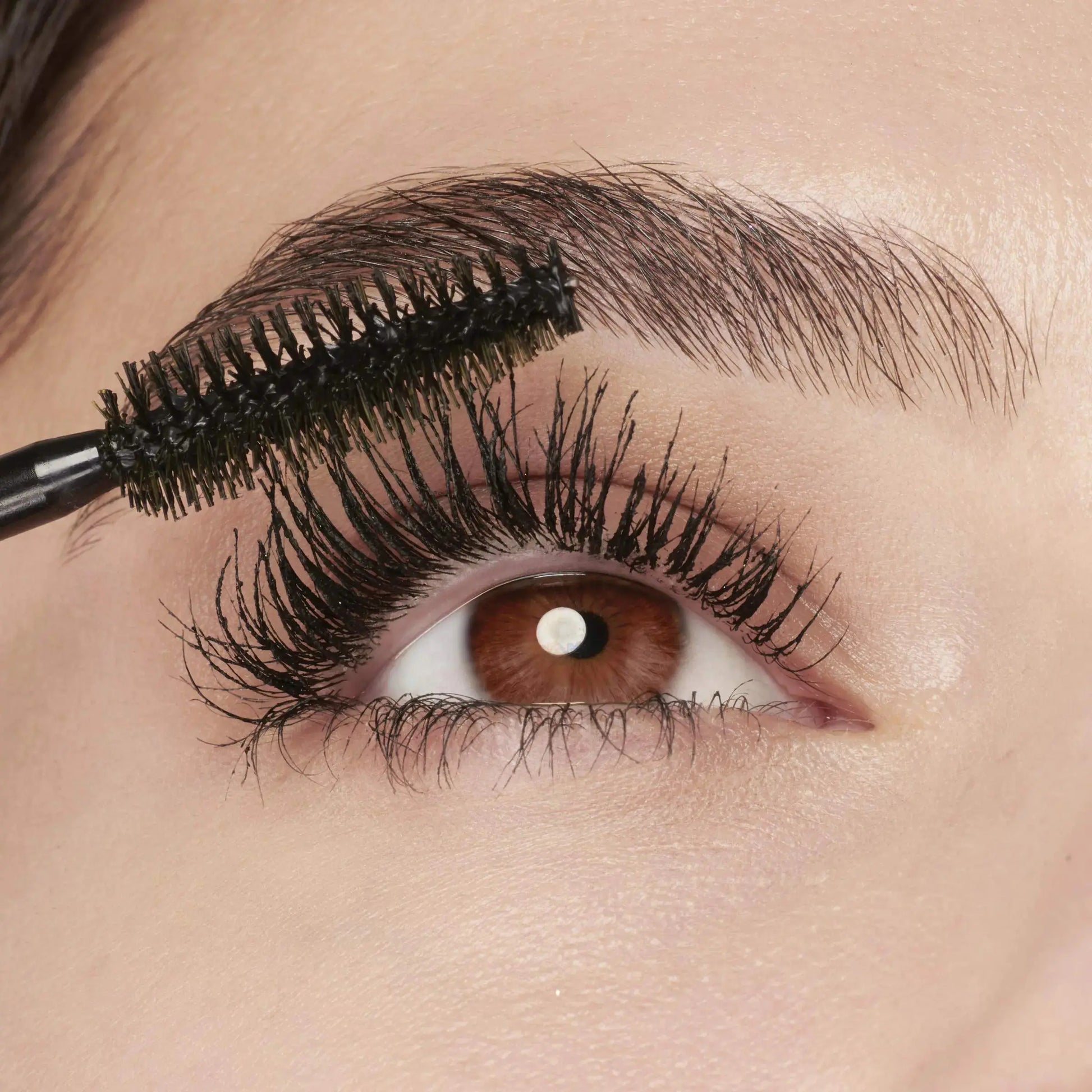 Maybelline Volum' Express Colossal Washable Mascara Makeup, Classic Black Mascara