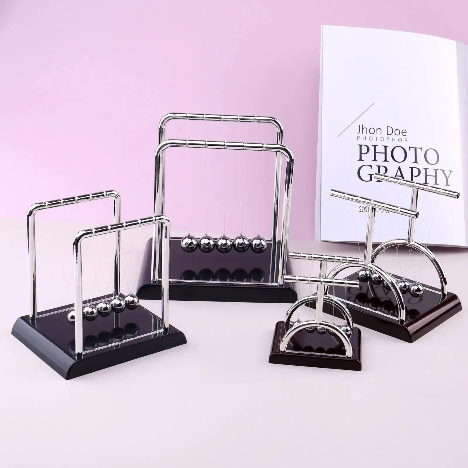 Newton's Pendulum Desk Toy