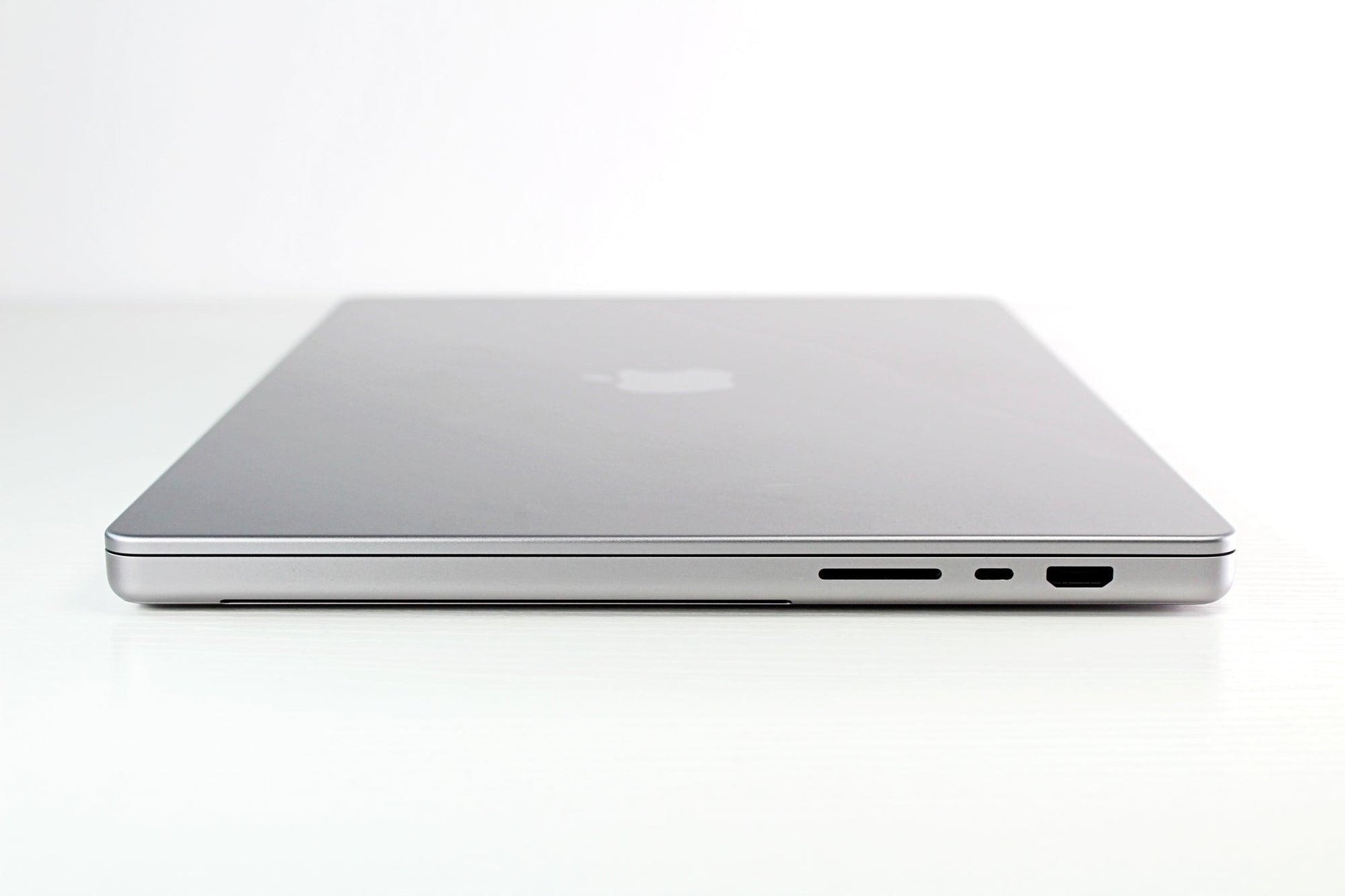 Apple MacBook Pro (2021) 14-inch M1 Pro 16‑Core GPU 16GB RAM 1TB SSD